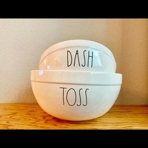 Rae Dunn Toss and Dash Mixing Bowls